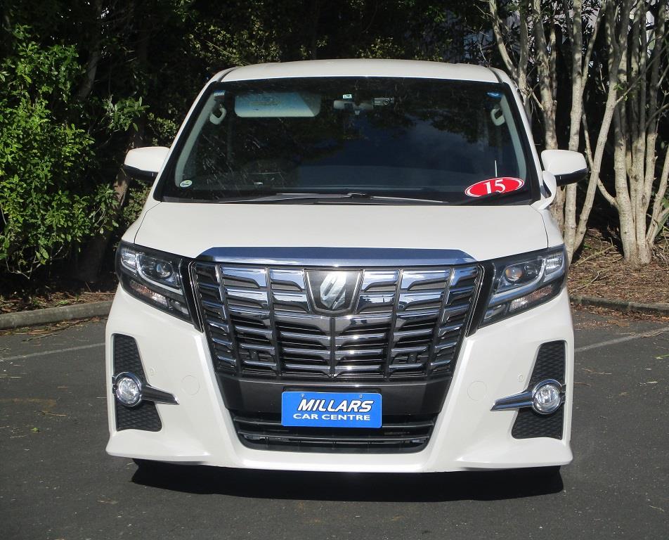 2015 Toyota Alphard