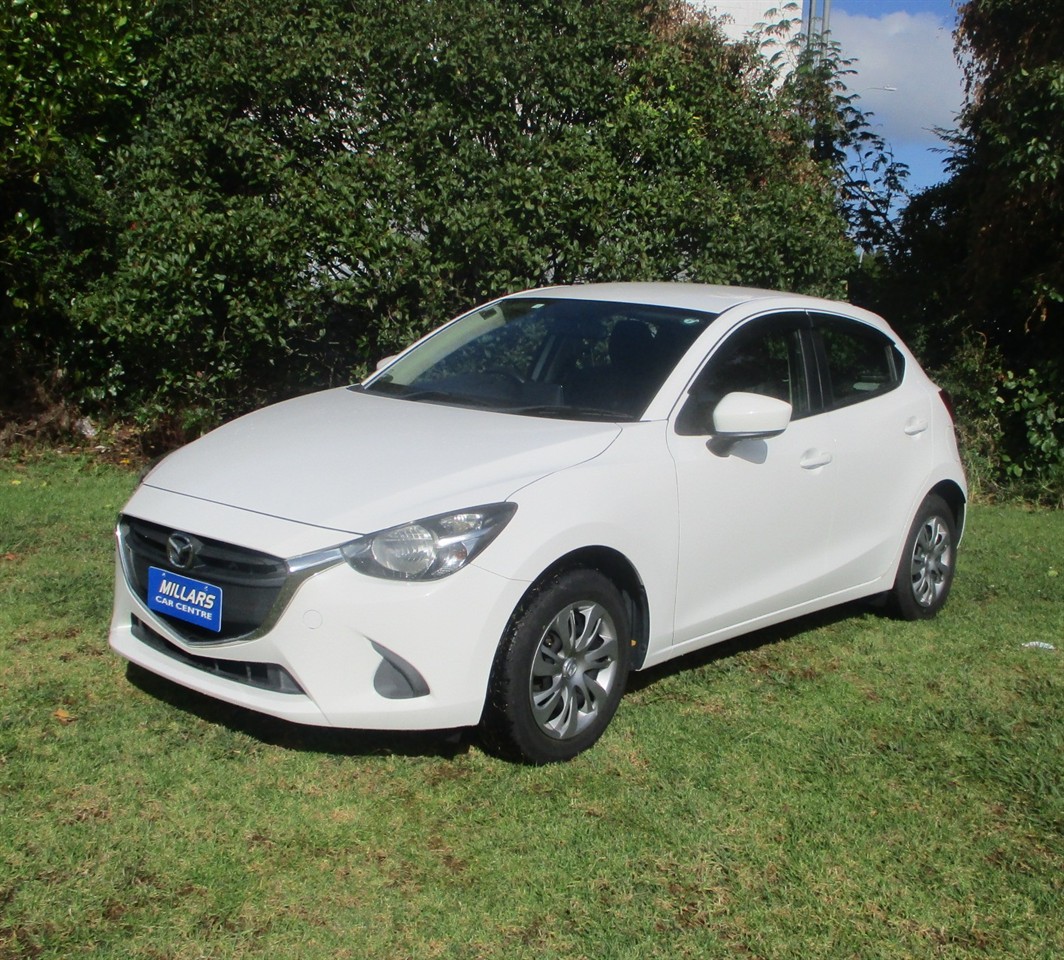 2016 Mazda Demio