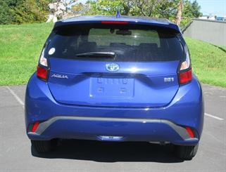 2021 Toyota Aqua - Thumbnail