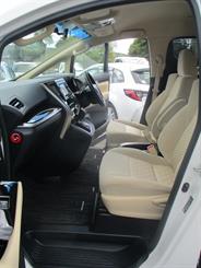 2015 Toyota Vellfire - Thumbnail